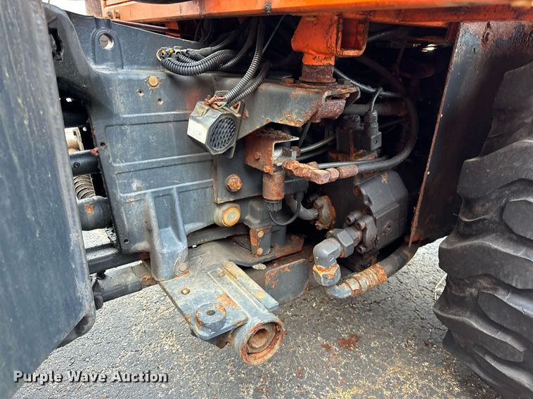 image for item DV5909 Holder  C9.72H municipal tractor