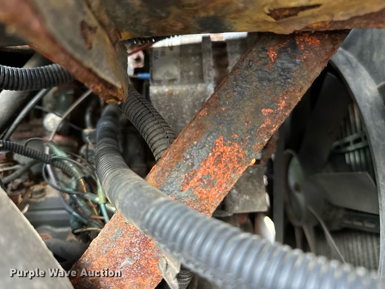 image for item DV5909 Holder  C9.72H municipal tractor