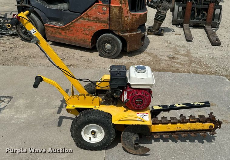 image for item DX1123 Ground Hog  T-4 trencher