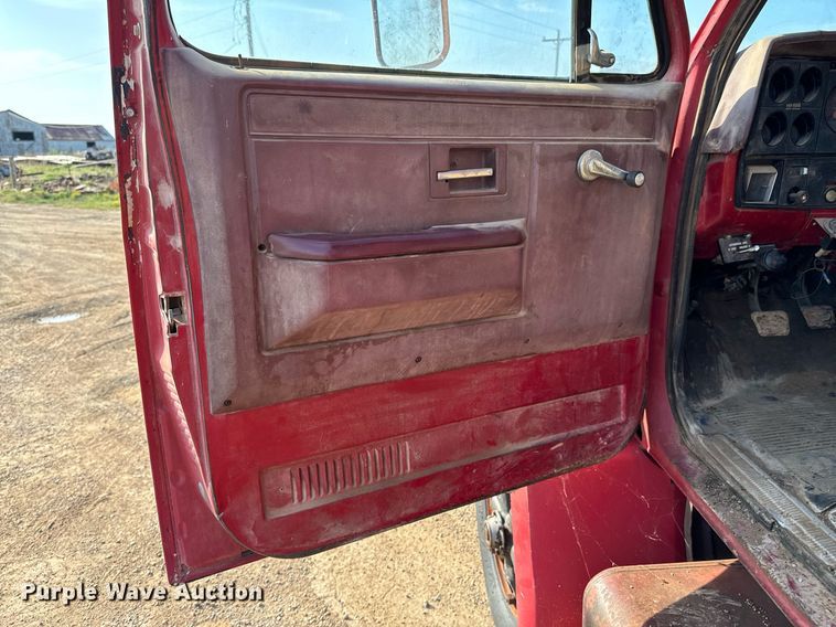 image for item DX1148 1985 Chevrolet Kodiak  digger derrick truck