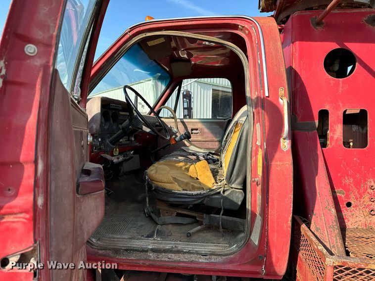 image for item DX1148 1985 Chevrolet Kodiak  digger derrick truck