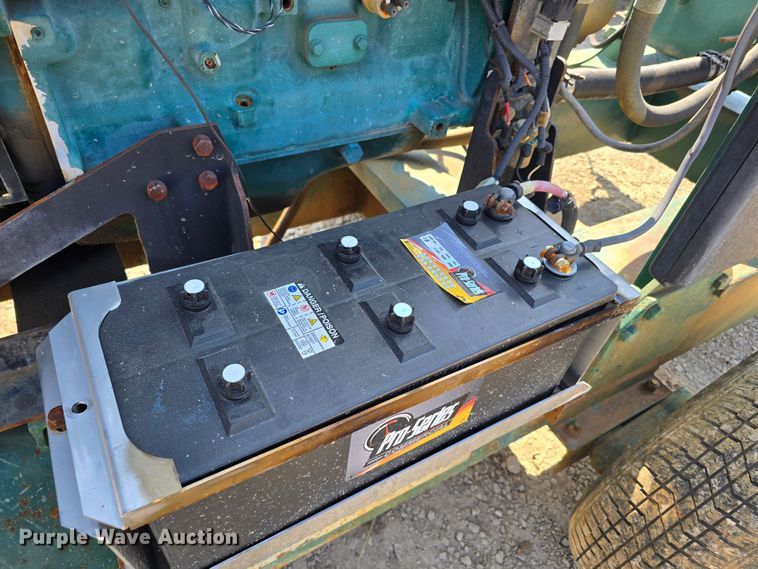 image for item DX1173 2009 Pioneer Pump D25 hydraulic power unit