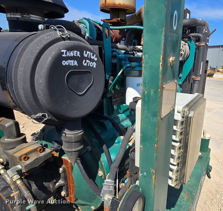 image for item DX1175 2009 Pioneer Pump D25 hydraulic power unit