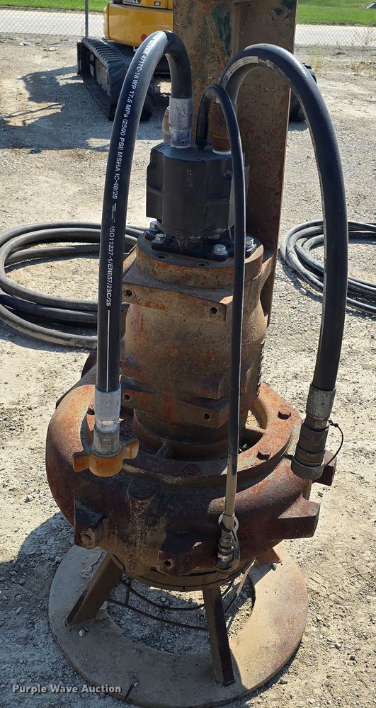 image for item DX1175 2009 Pioneer Pump D25 hydraulic power unit