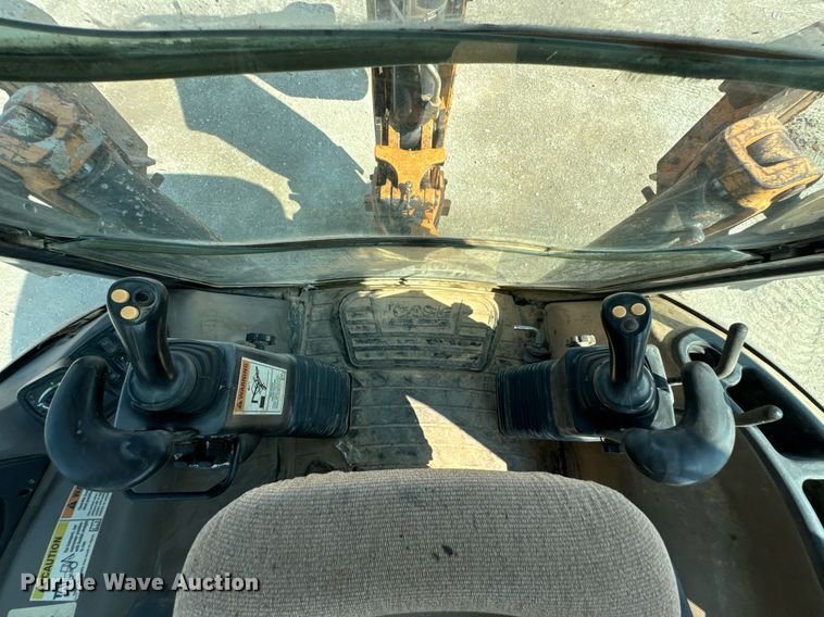 image for item DX1176 2015 Case 580 Super N backhoe