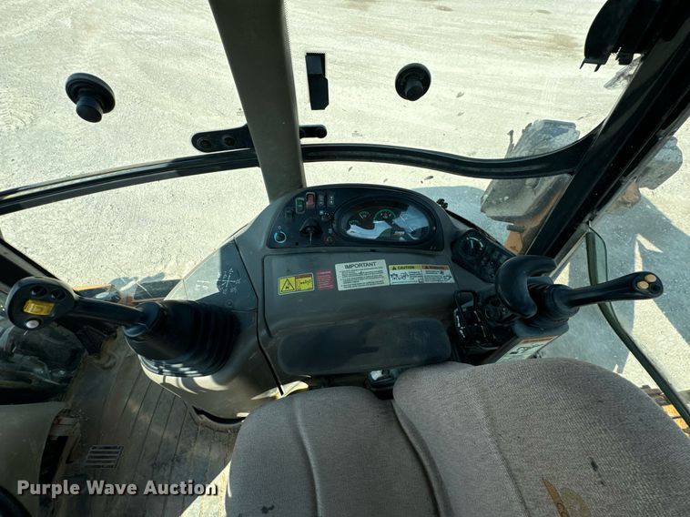 image for item DX1176 2015 Case 580 Super N backhoe