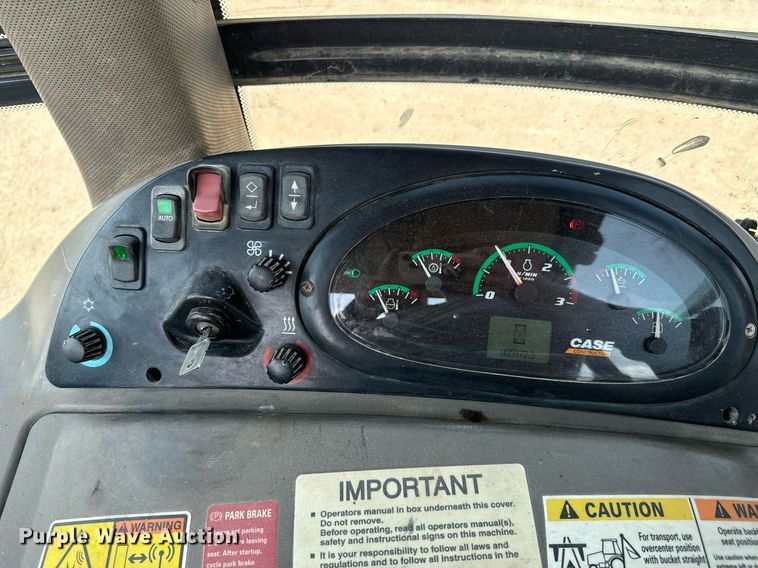 image for item DX1176 2015 Case 580 Super N backhoe