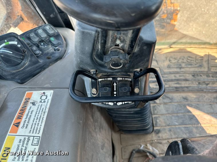 image for item DX1176 2015 Case 580 Super N backhoe