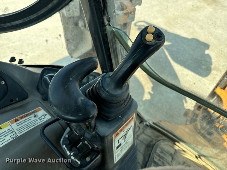 image for item DX1176 2015 Case 580 Super N backhoe