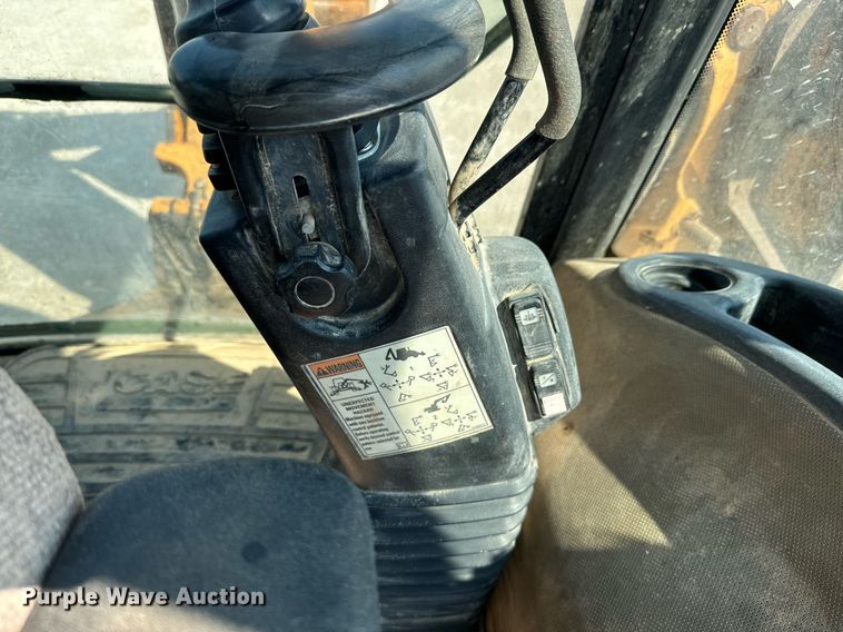 image for item DX1176 2015 Case 580 Super N backhoe