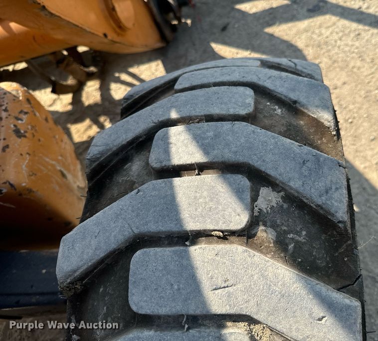 image for item DX1176 2015 Case 580 Super N backhoe