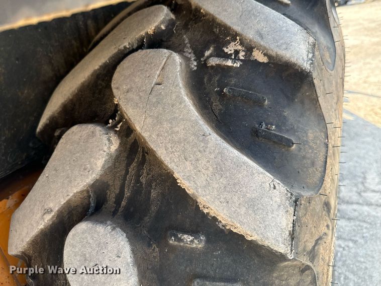 image for item DX1176 2015 Case 580 Super N backhoe