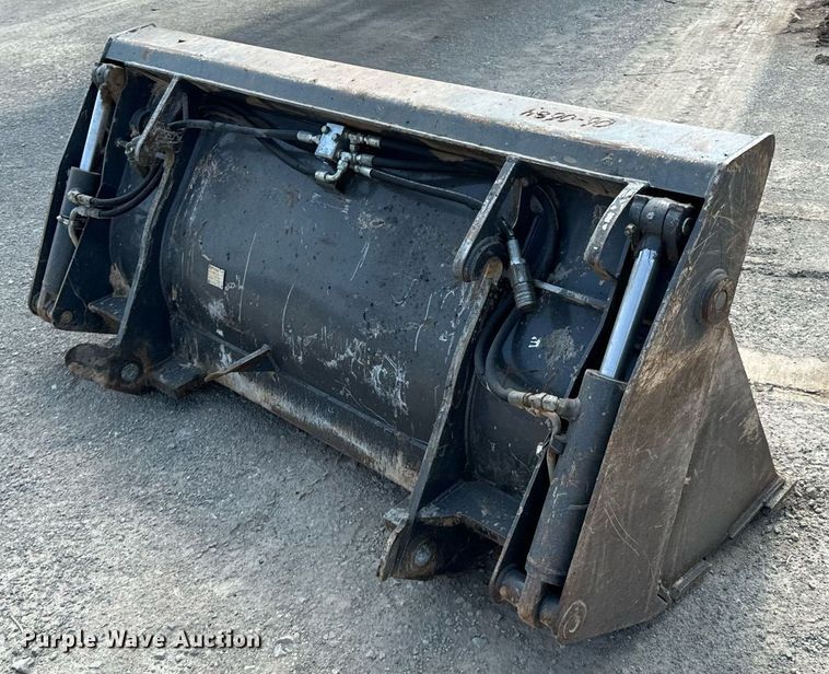 image for item DX1176 2015 Case 580 Super N backhoe