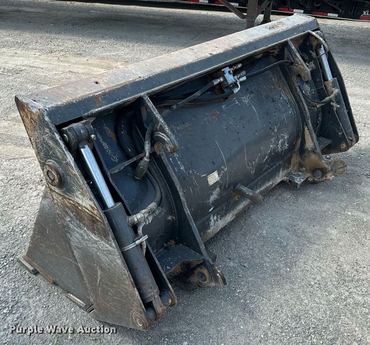 image for item DX1176 2015 Case 580 Super N backhoe