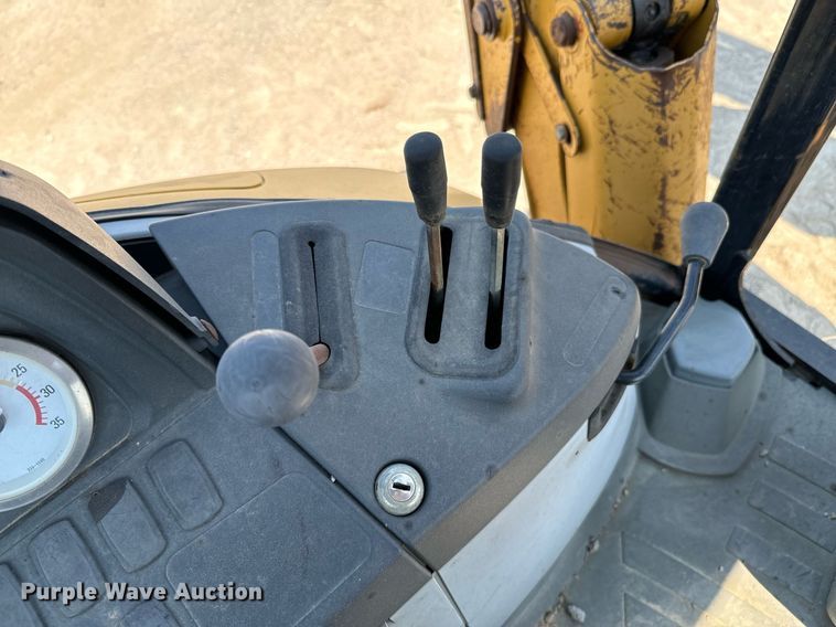 image for item DX1178 2008 Caterpillar 416E backhoe