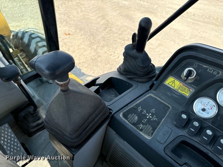 image for item DX1178 2008 Caterpillar 416E backhoe