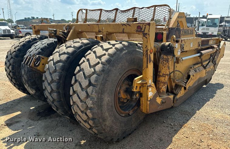 image for item DX1179 2004 Reynolds 17E10.5 scraper