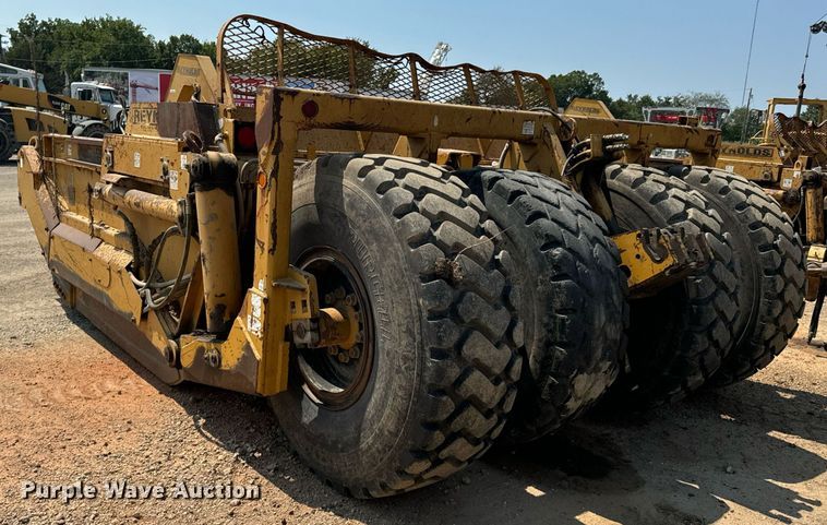 image for item DX1179 2004 Reynolds 17E10.5 scraper