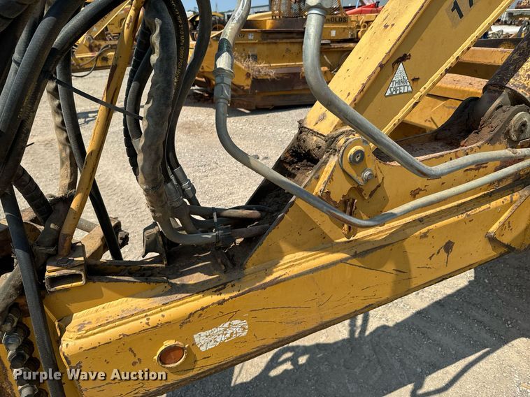 image for item DX1179 2004 Reynolds 17E10.5 scraper