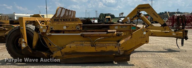 image for item DX1180 2004 Reynold  17E10.5 scraper