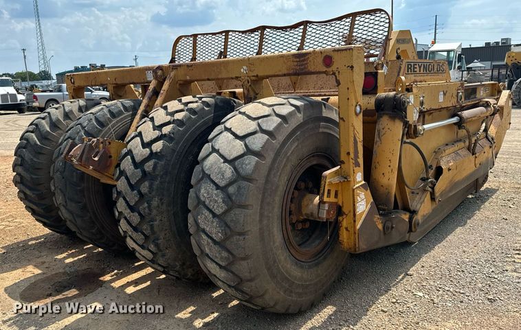 image for item DX1180 2004 Reynold  17E10.5 scraper