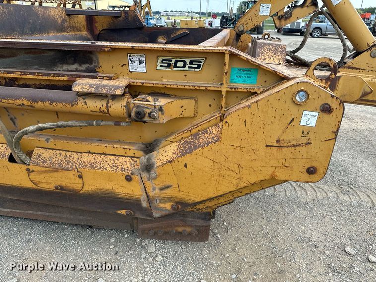 image for item DX1180 2004 Reynold  17E10.5 scraper