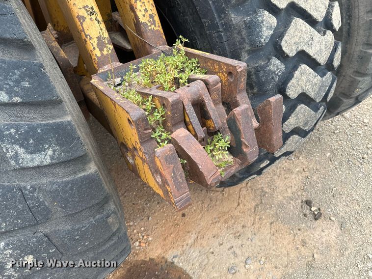 image for item DX1180 2004 Reynold  17E10.5 scraper