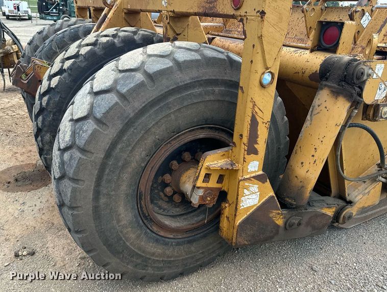 image for item DX1180 2004 Reynold  17E10.5 scraper