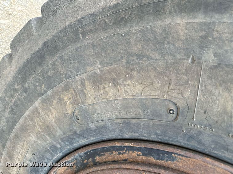 image for item DX1180 2004 Reynold  17E10.5 scraper