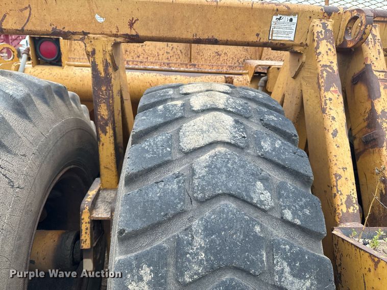 image for item DX1180 2004 Reynold  17E10.5 scraper