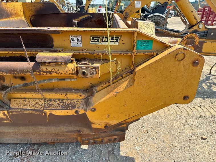 image for item DX1181 2004 Reynolds 17E10.5 scraper