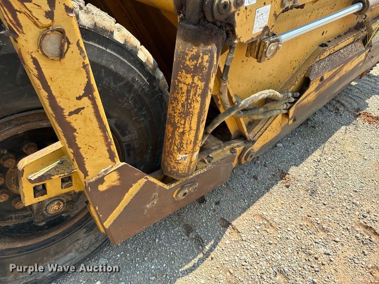 image for item DX1181 2004 Reynolds 17E10.5 scraper