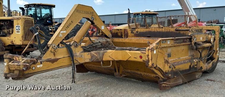 image for item DX1182 2004 Reynolds 17E10.5 scraper