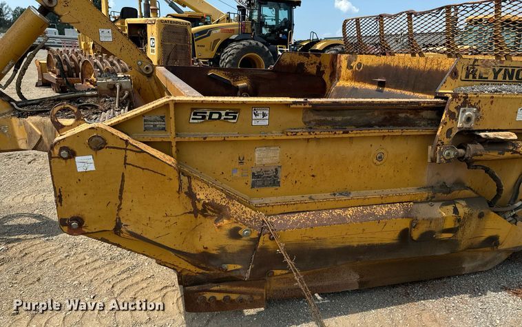 image for item DX1182 2004 Reynolds 17E10.5 scraper