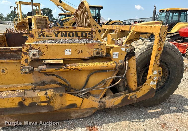 image for item DX1182 2004 Reynolds 17E10.5 scraper