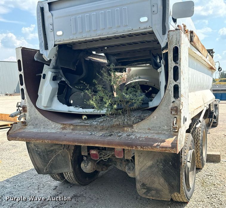 image for item DX1188 2017 Mack GU713 dump truck