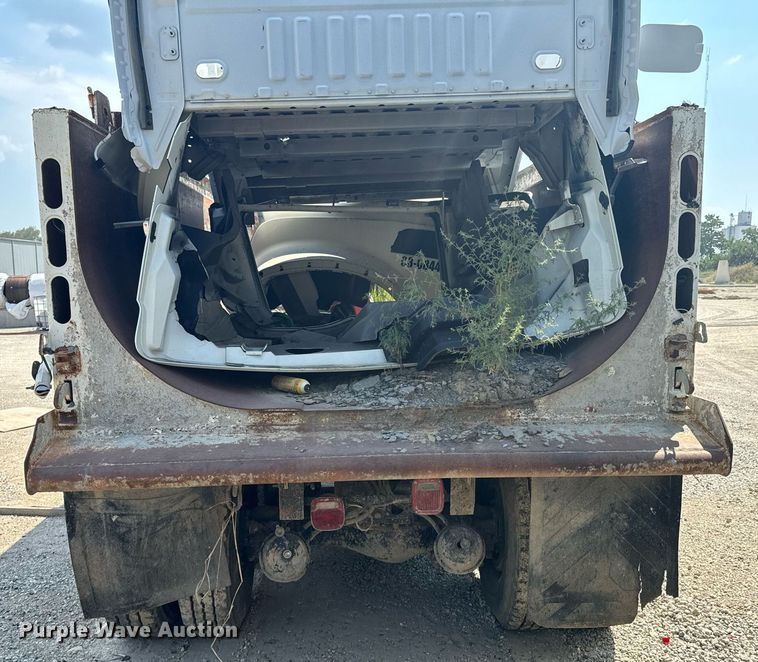 image for item DX1188 2017 Mack GU713 dump truck