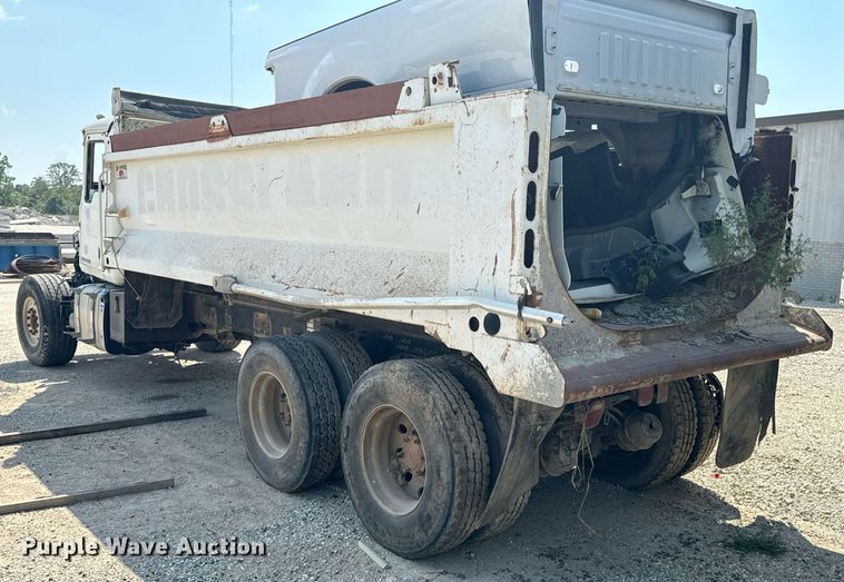 image for item DX1188 2017 Mack GU713 dump truck