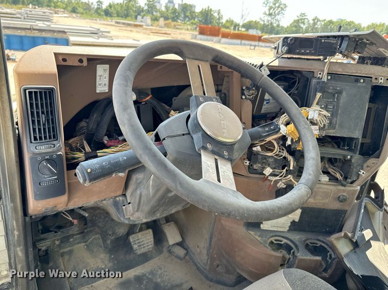 image for item DX1188 2017 Mack GU713 dump truck