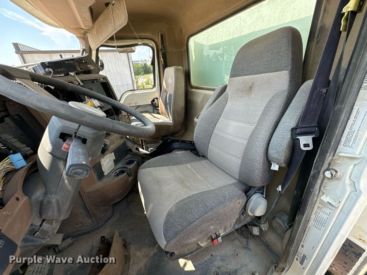 image for item DX1188 2017 Mack GU713 dump truck