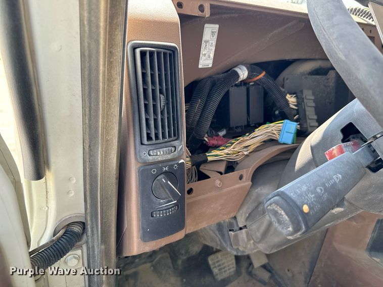 image for item DX1188 2017 Mack GU713 dump truck