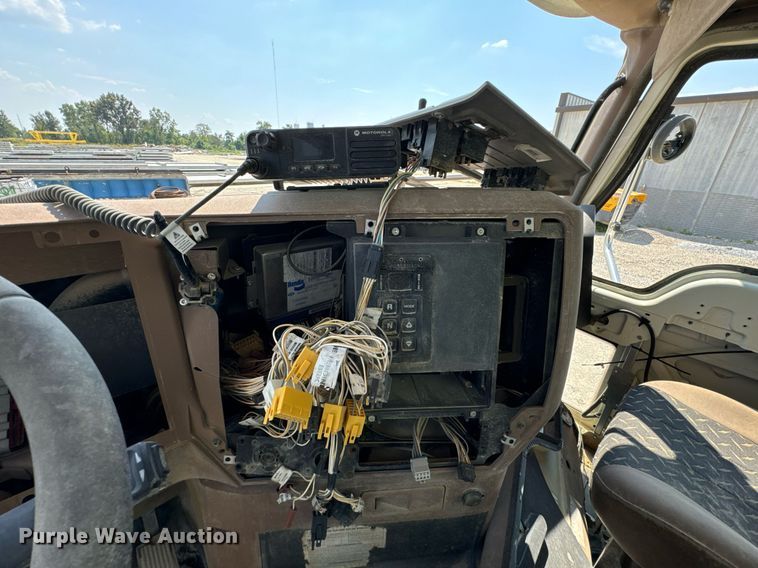 image for item DX1188 2017 Mack GU713 dump truck