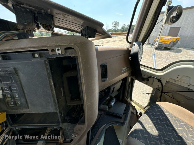 image for item DX1188 2017 Mack GU713 dump truck