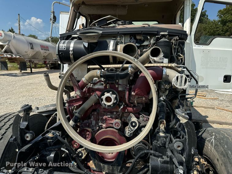 image for item DX1188 2017 Mack GU713 dump truck