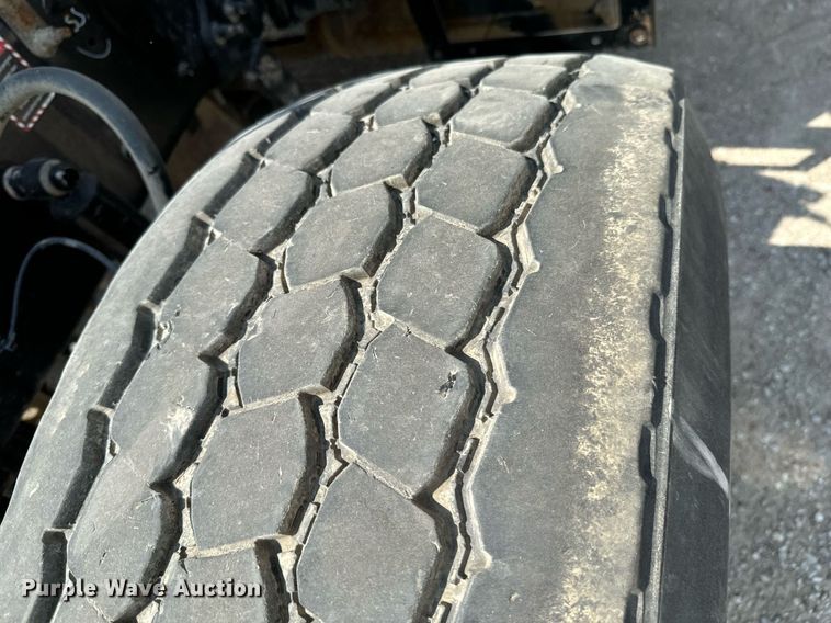 image for item DX1188 2017 Mack GU713 dump truck