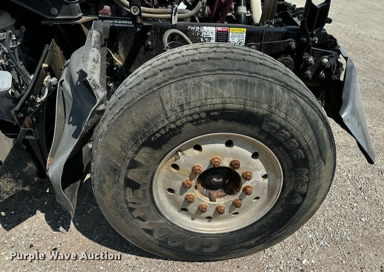 image for item DX1188 2017 Mack GU713 dump truck