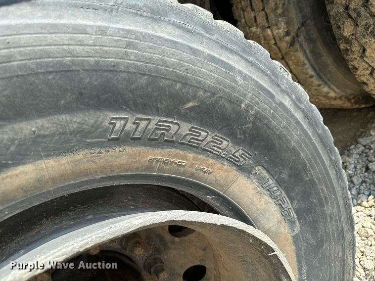 image for item DX1188 2017 Mack GU713 dump truck