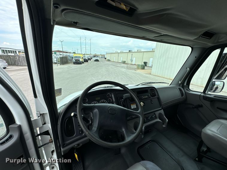 image for item DX1192 2009 Freightliner M2 dump truck