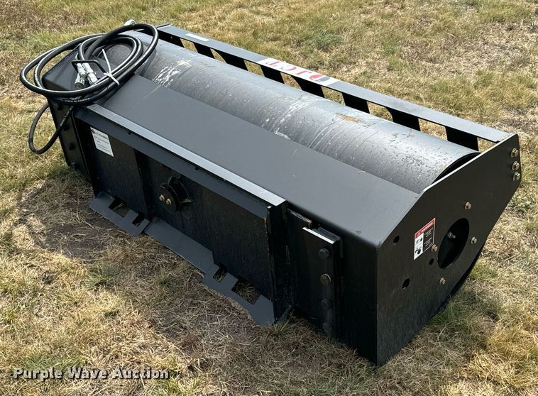 image for item DX1205 JCT Attachments skid steer roller