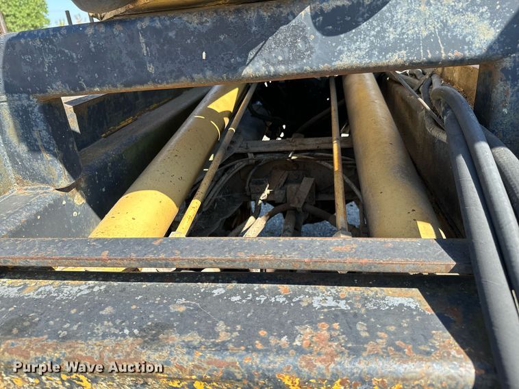 image for item DX1238 1981 GMC Topkick C6000 truck with tree spade